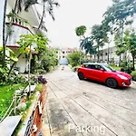 3Bhk Villa With Lawn - Elo House