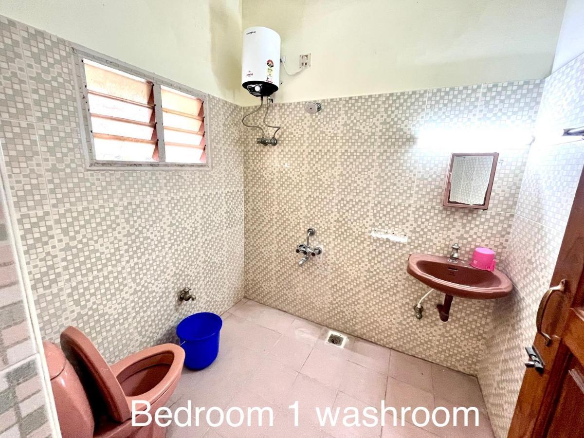 3bhk With Lawn - Elo House *